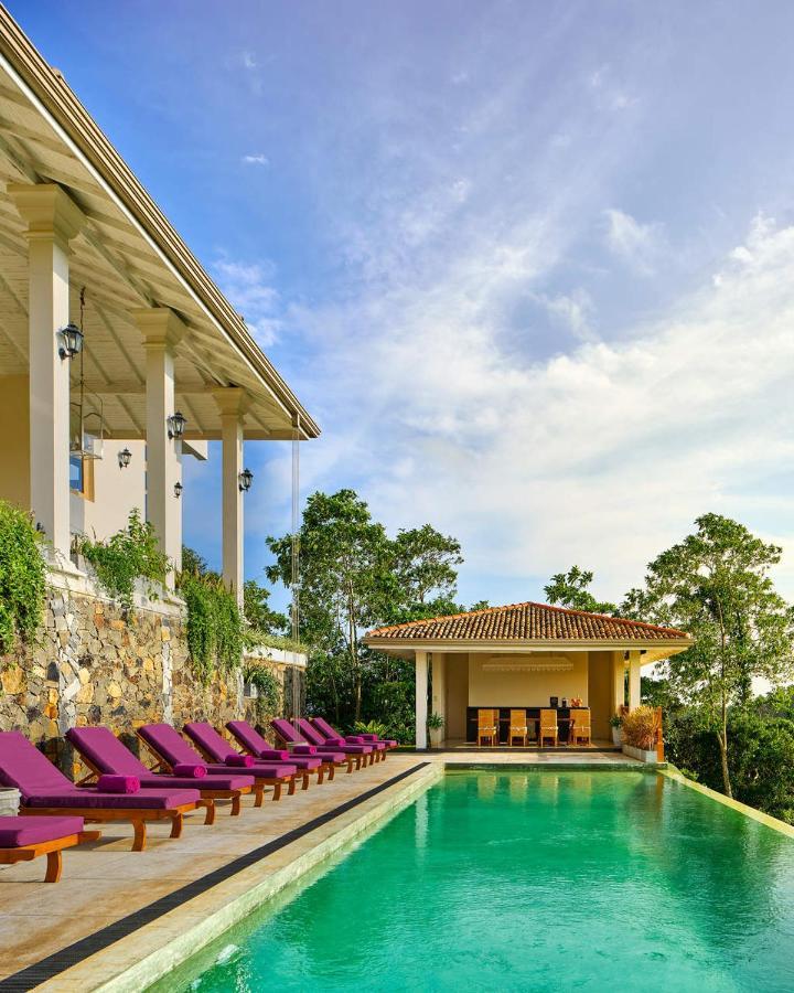 The Divine Villa Talpe Luaran gambar