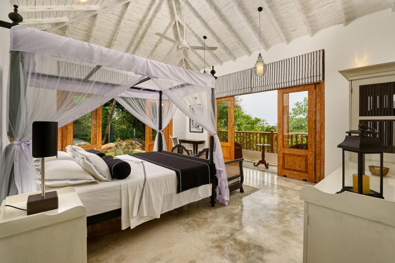 The Divine Villa Talpe Luaran gambar