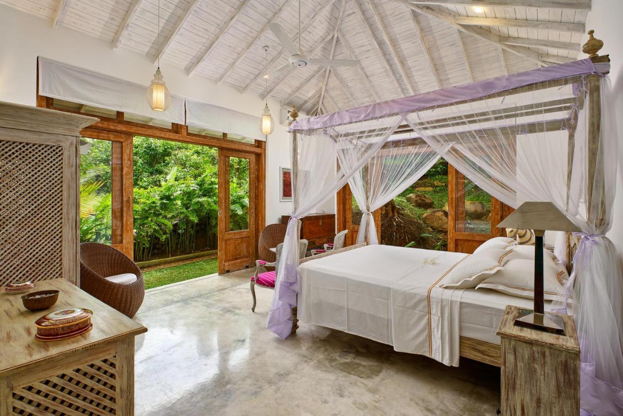 The Divine Villa Talpe Luaran gambar