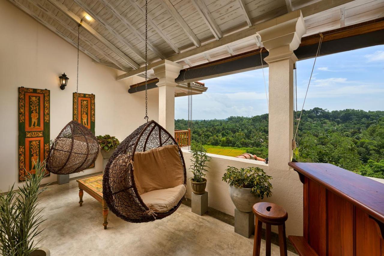 The Divine Villa Talpe Luaran gambar