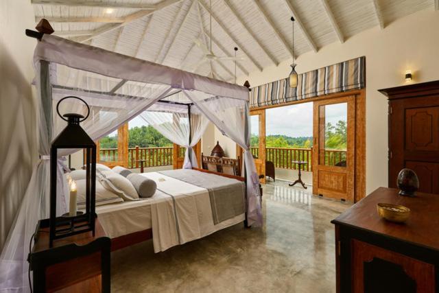 The Divine Villa Talpe Luaran gambar